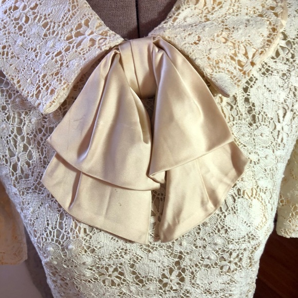 Vintage bridal blouse and skirt crochet lace - Picture 3 of 10